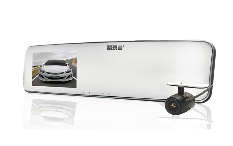 【發現者】X8D曲面鏡前後雙鏡頭行車記錄器